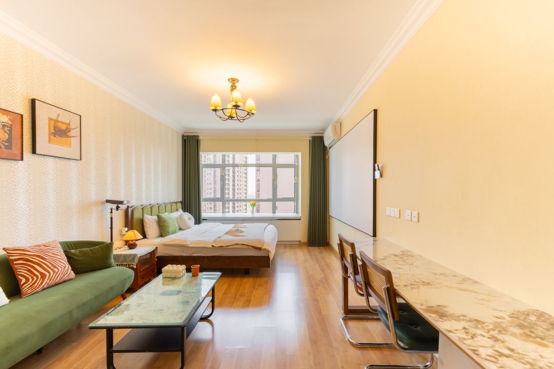 Xihu IMAX  Viewing Featured Apartment (Development Zone Wanda Plaza)