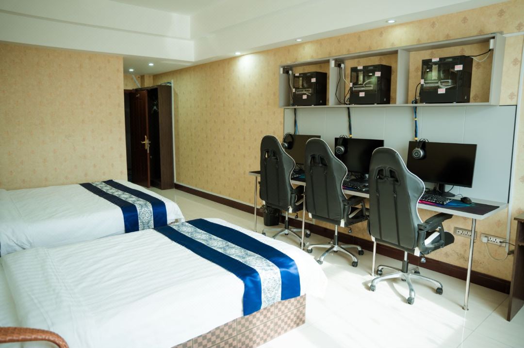 Fujin Jindi Hotel