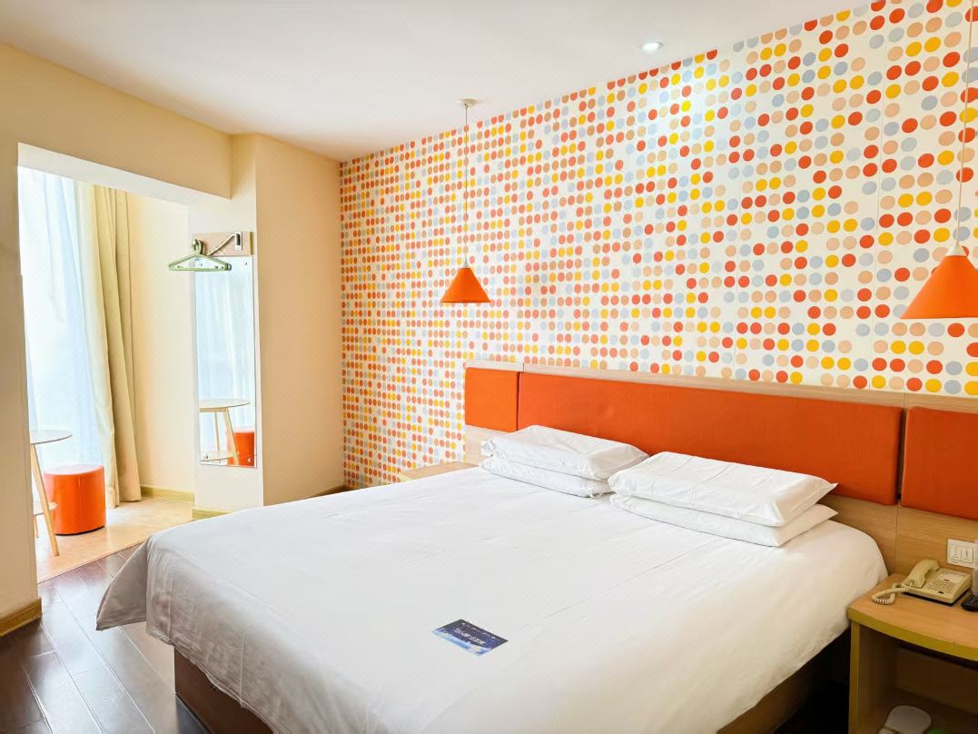 Homeinn Hotel (Shanghai Pudong Airport Miaojing Road Chuansha Subway Station)