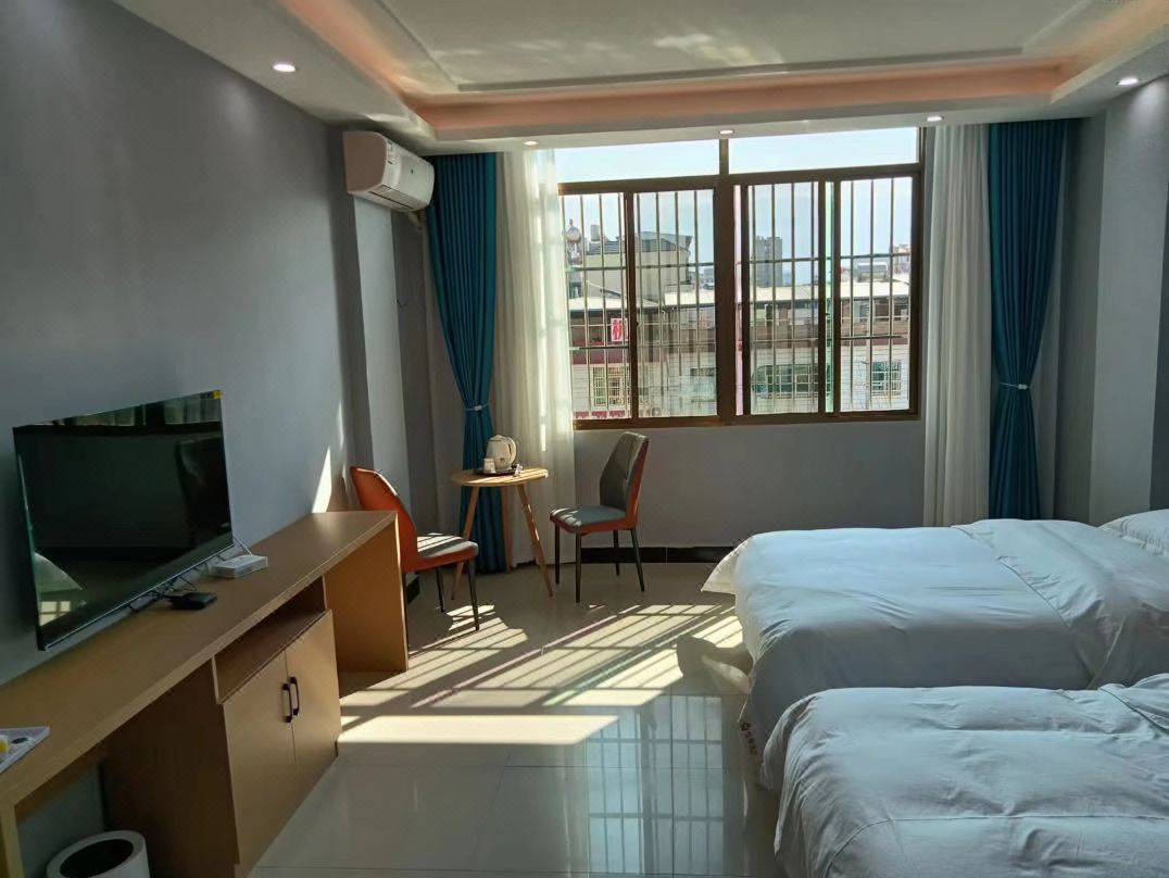 Yuanmou Lihe Homestay