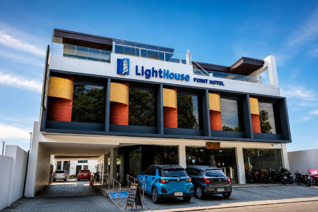 Lighthouse Point Hotel