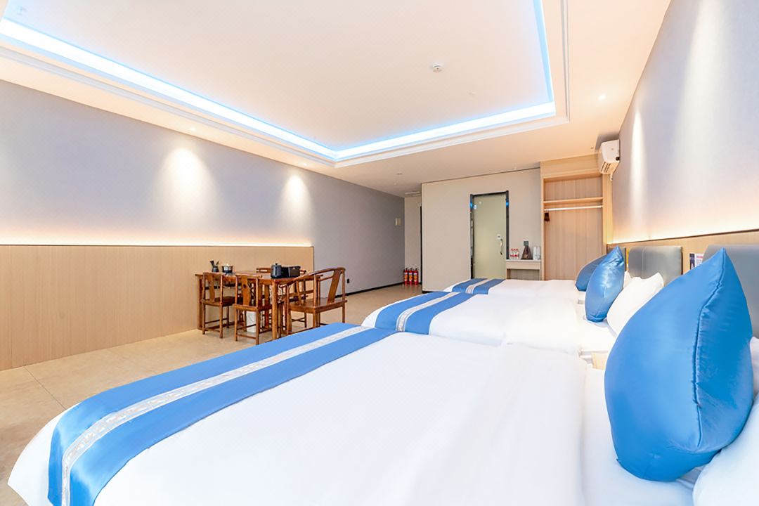 Yijing Hotel (Pazhou Exhibition Center Guangzhou Tower)