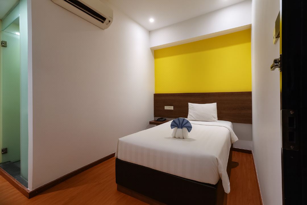 Lemonade Hotel