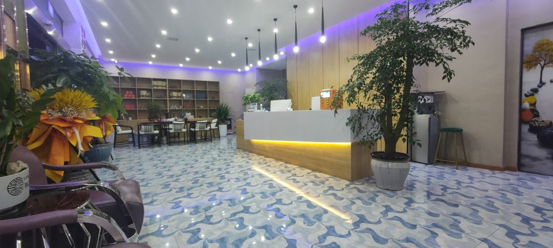 Xingyi Wei'ai Hotel (Menglecheng People's Hospital)