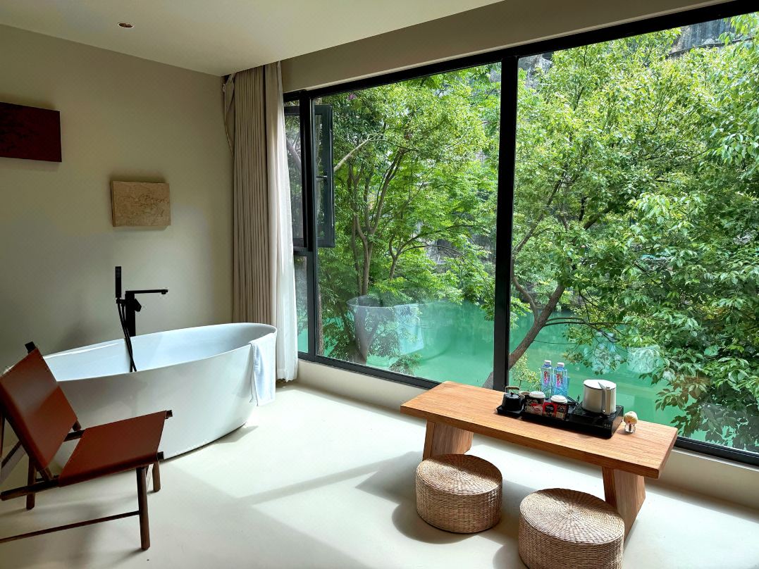 Taofanting·Xipan Cloud House Mountain-view Resort (Xiling Gorge Scenic Area Branch)