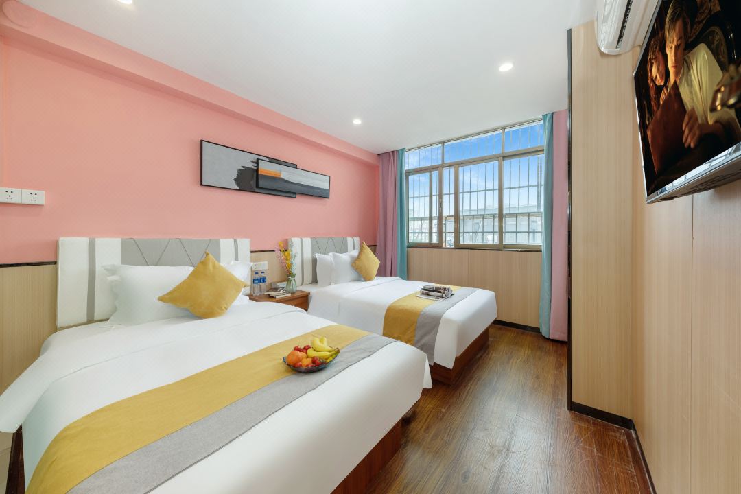 Nuanjiaoluo Hotel (Guangzhou Jingxi Nanfang Hospital Metro Station Branch 2)