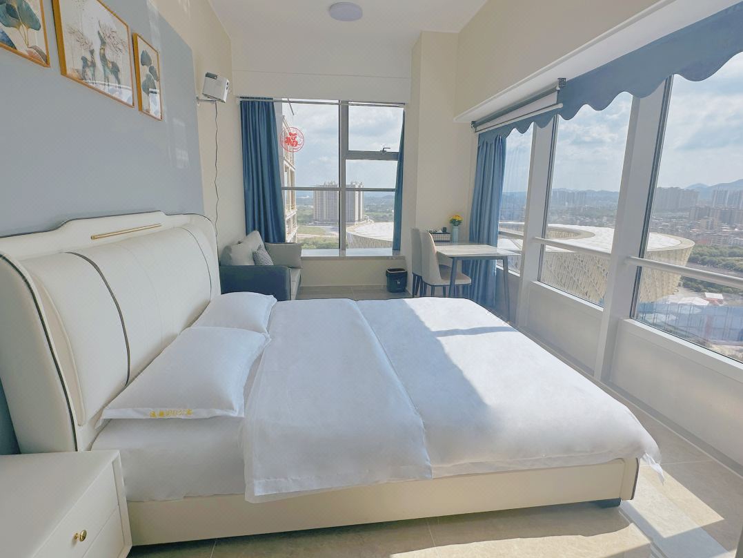 Yiqu International Film and Television Apartment (Huizhou Impression City)