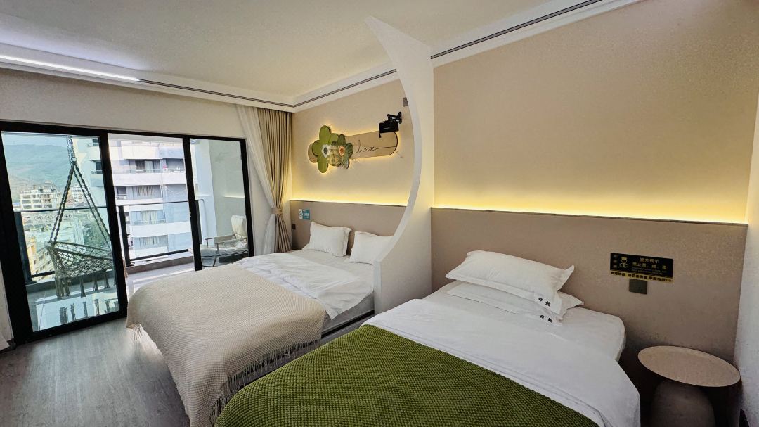 LansuHotel (Gaozhuang Shuangjing Xingguang Night Market Branch)