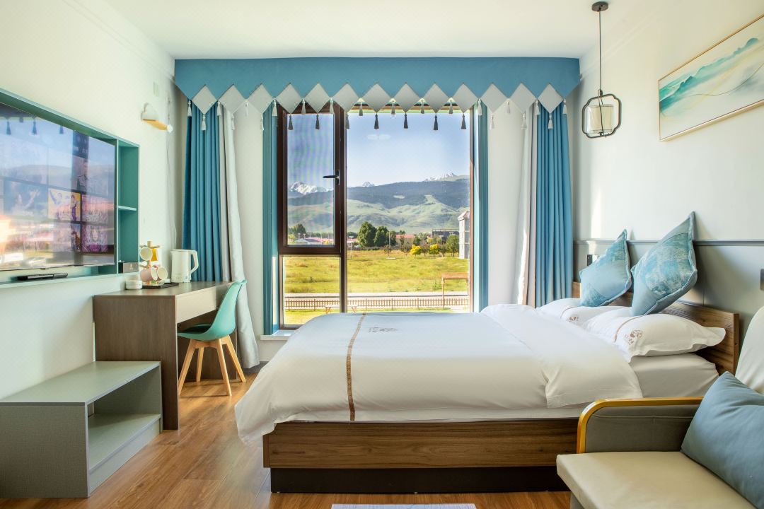 Zhaosu Yunsu Light Luxury Boutique B&B