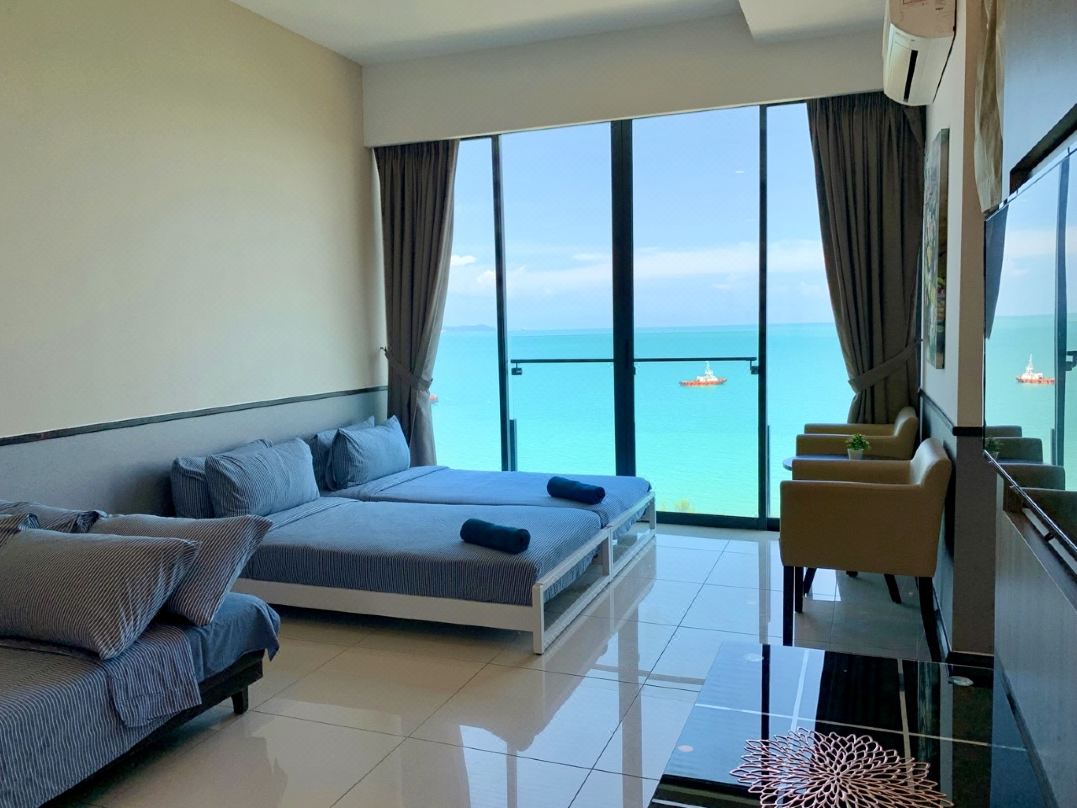 PD D'Wharf Premium Suite - Full Seaview (Up to 6 Pax)