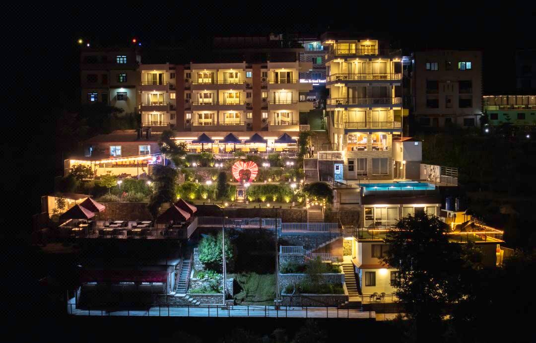 Village Highland Resort