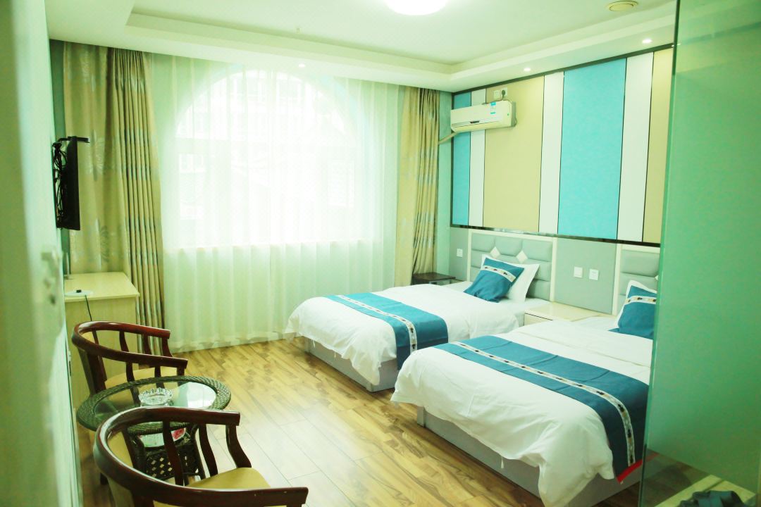 Lihua Fashion Hotel