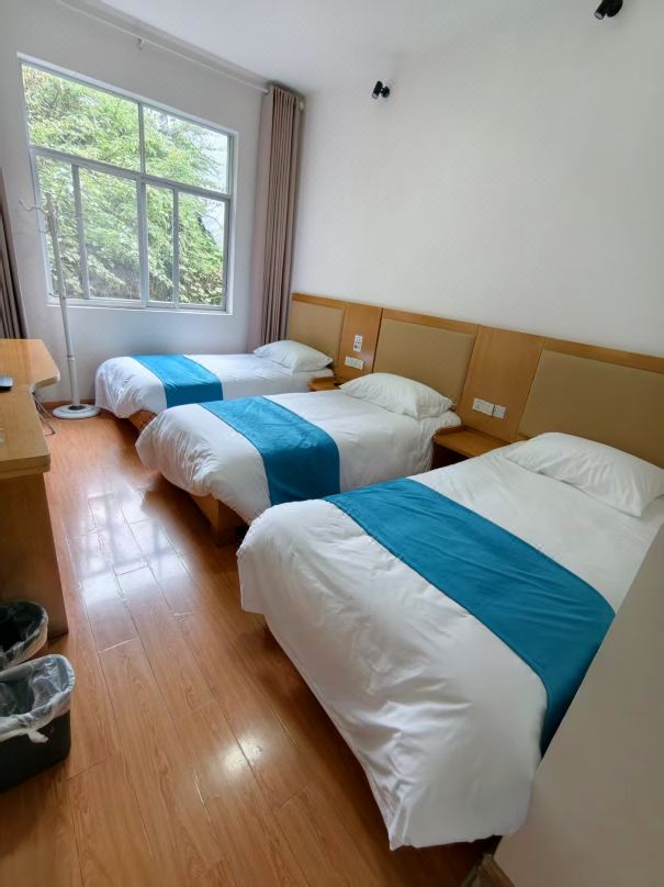 Ciping Chengfeng Hotel