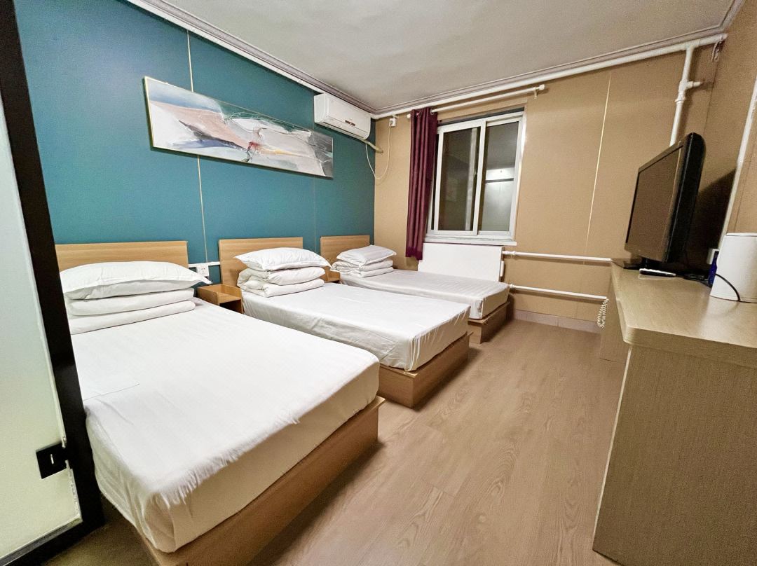 Zhende Lin Hotel (Anzhen Hospital Anhuaqiao Metro Station)