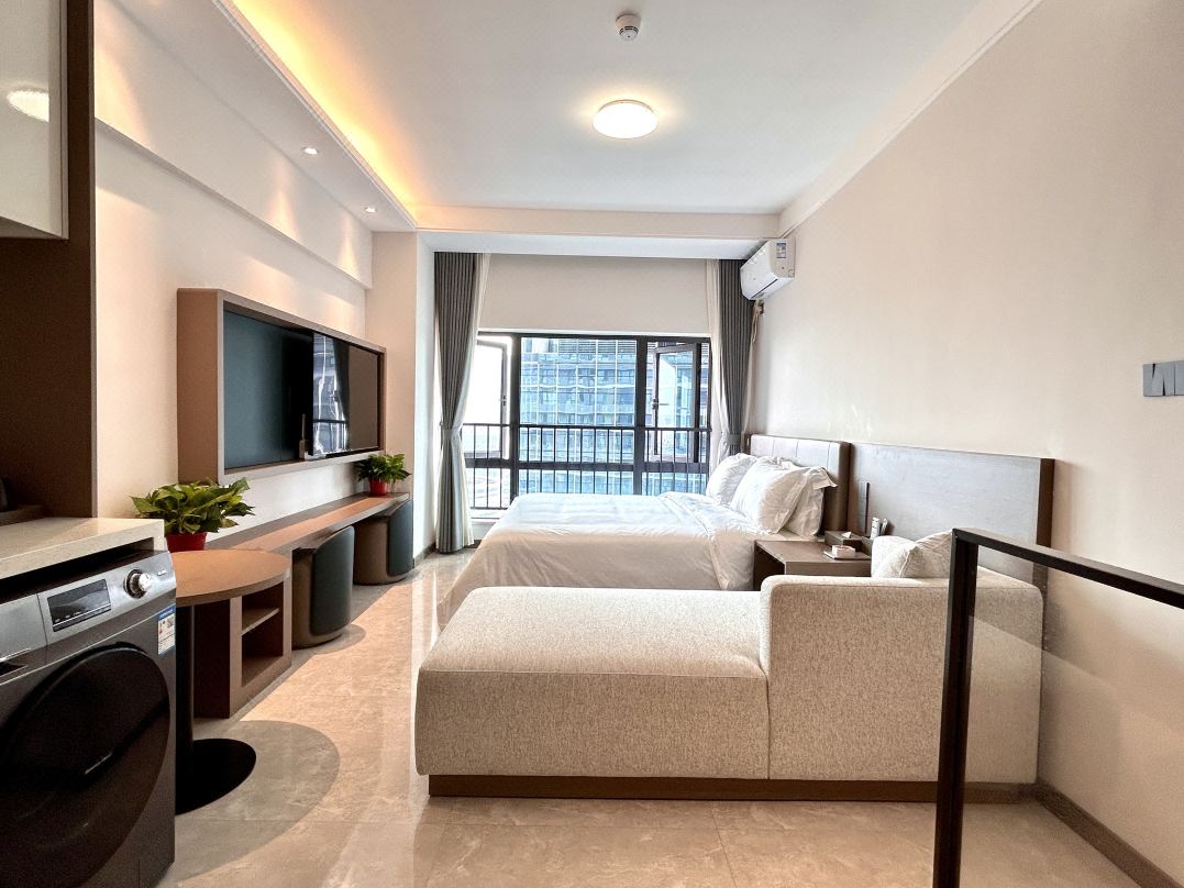 Yueguishan Boutique Stay (Longhu Haikou Tianjie Chengxi Station)