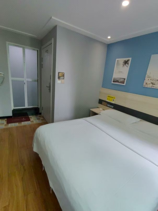 City Garden Apartment (Wuhan Zhongnan Hospital Chuhe Han Street Subway Station)