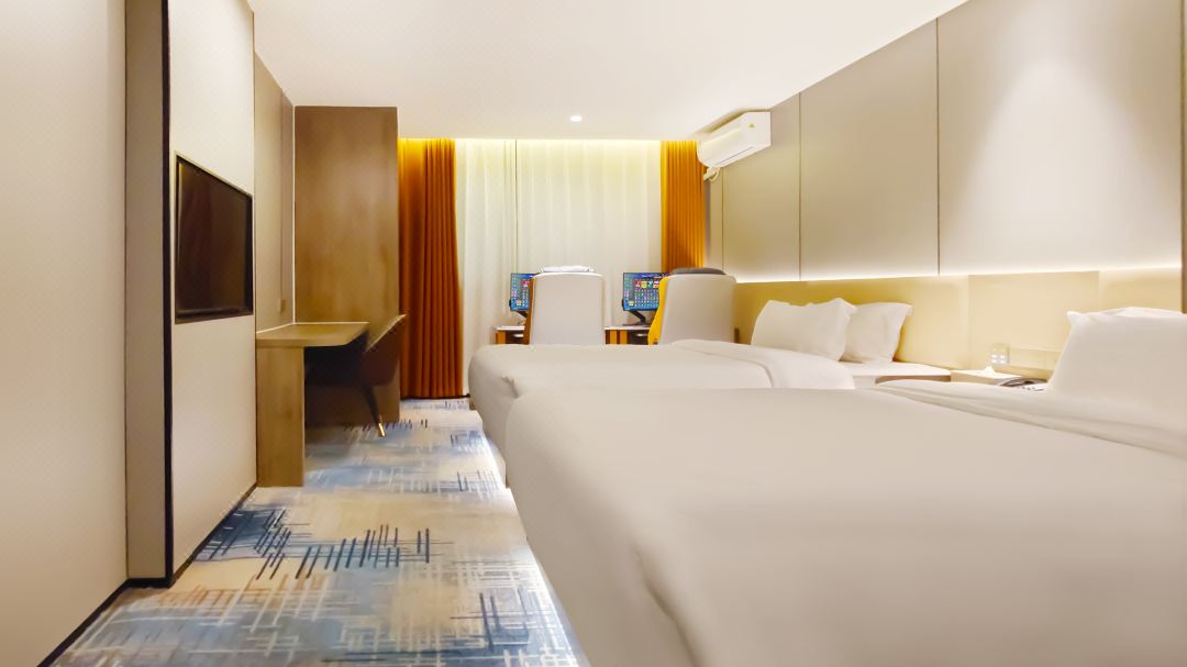 Jingfang E-Sports Hotel (Shenzhen Xili Subway Station)