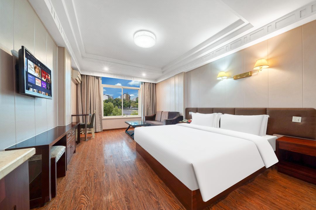 Huzhou Joyful Lanting Hotel