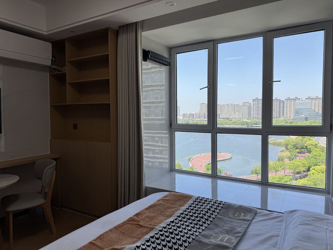Huzhou June Loft Duplex Apartment (Nanxun Shuijingjing Park)