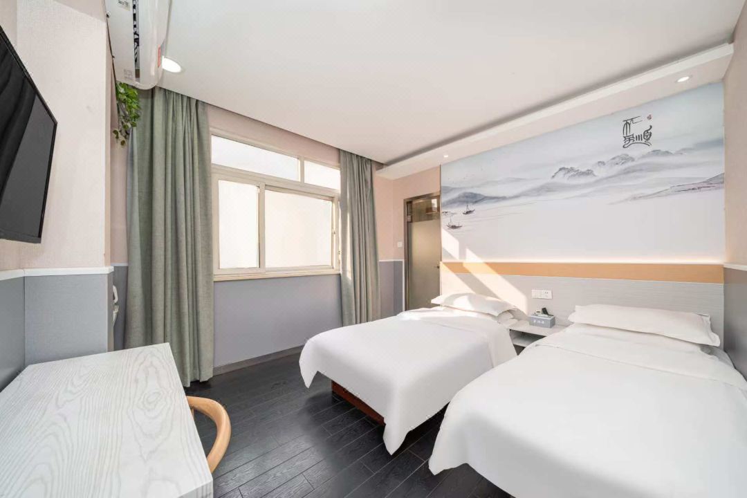 Manfulou Youxuan Hotel (Shanghai Nanjing West Road)