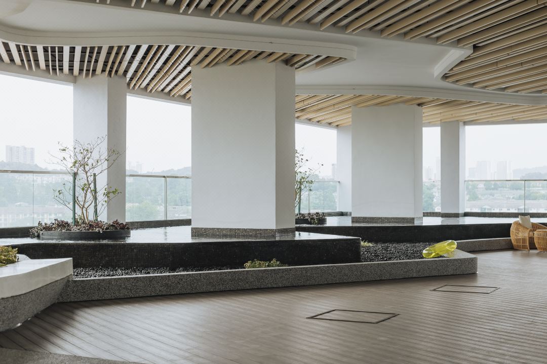 Parkland Residence Batu 11 MRT by AsHome
