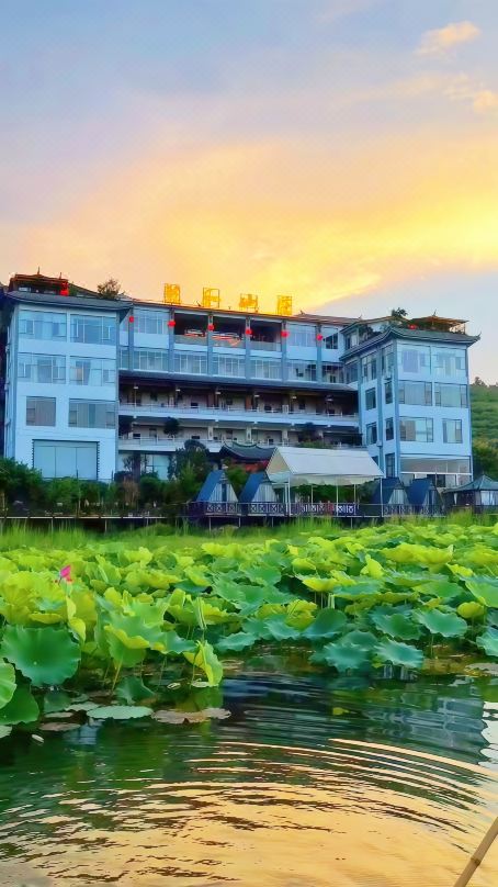 Shiping Qianhe Homestay