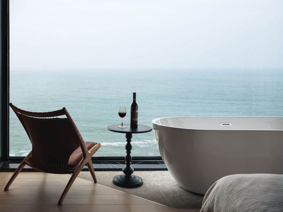 Qingdao Yinlan Sanzhai Homestay (Diaolongzui Branch, Lushan Scenic Area)