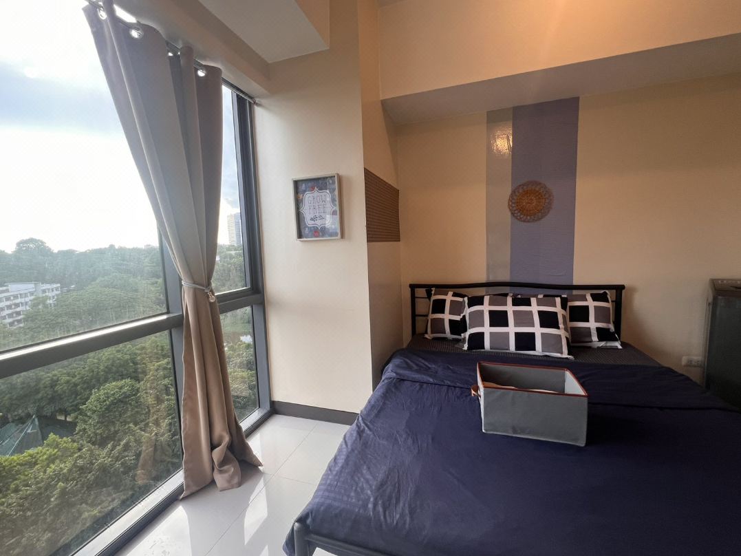 BGC Mckinley City Center Apartments