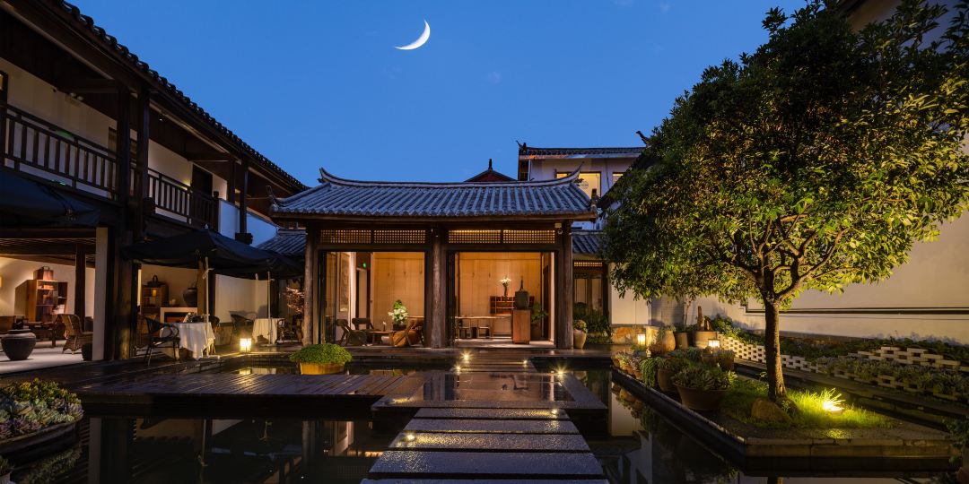 丽江喜娜多三合行馆(丽江古城大水车店)