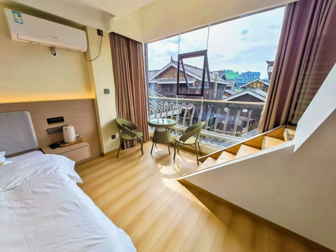 Cloud Time Vacation Apartment (West Gate Tourist Center)