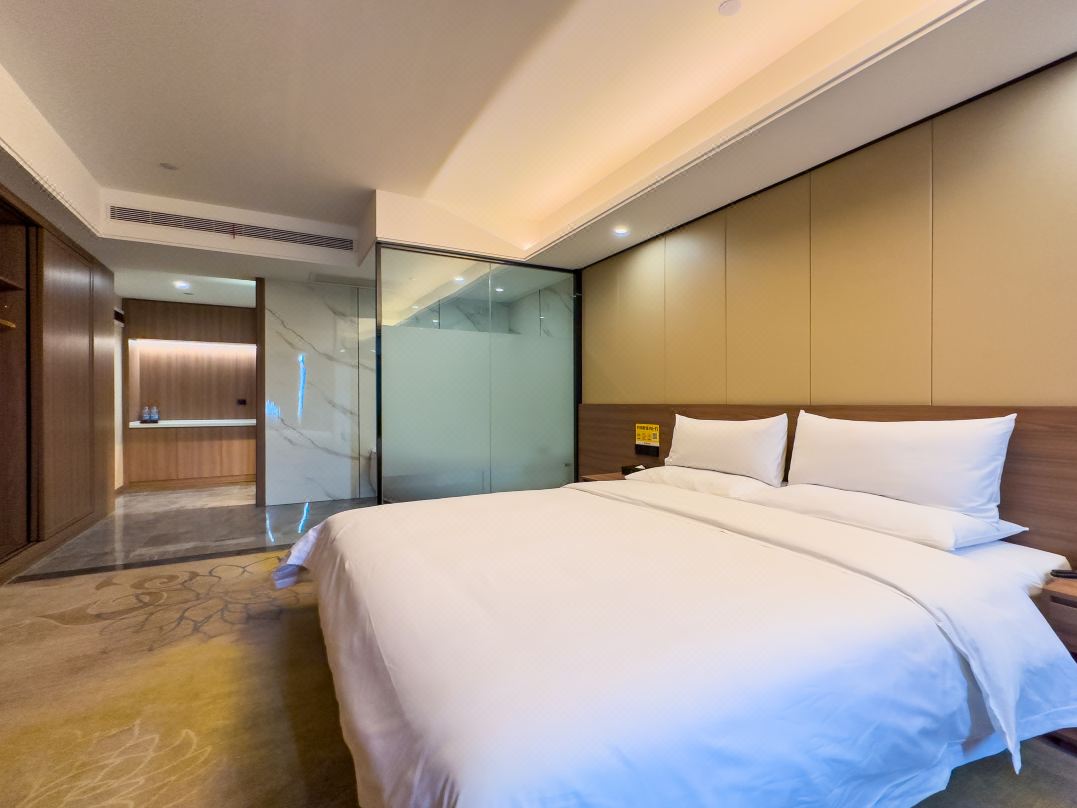 Qinhuai Hotel