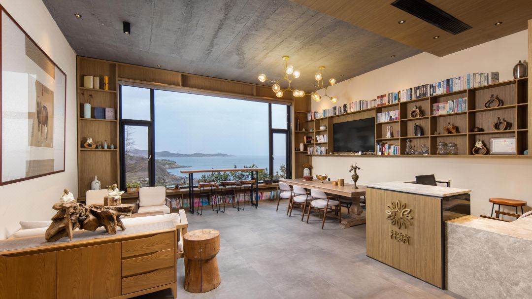 Floral Hotel· Pinghuai Homestay (Grape Beach Sea Bath Shop)