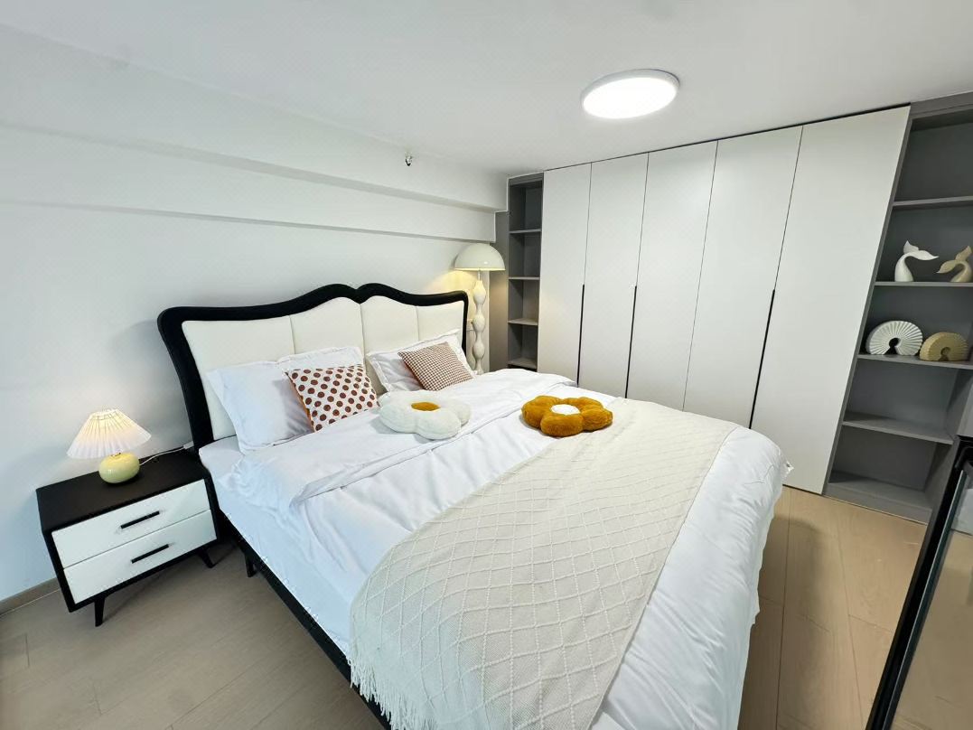 Modern Youchao Loft (Yuyao Wanda)