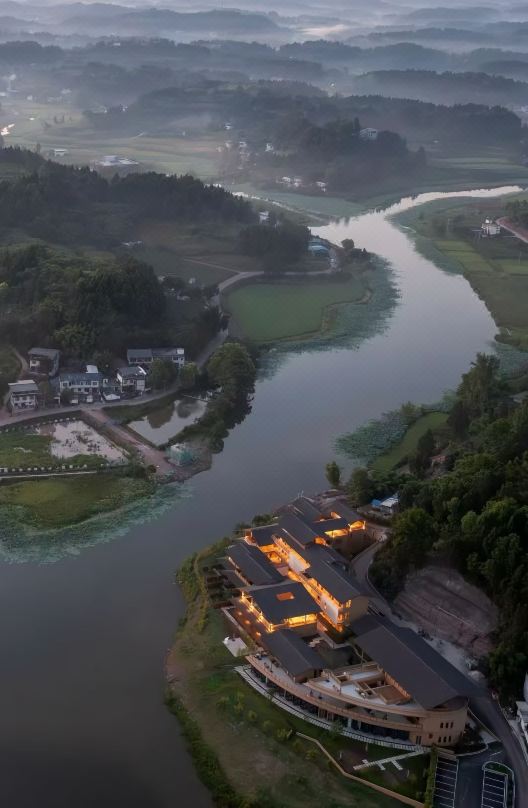 Lezhi Qi’an Resort Hotel