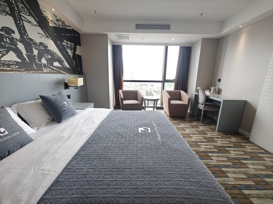 Urban Garden Hotel (Rongcheng High Speed Railway Station)