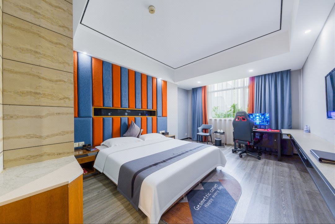 Huijing Jingyue Homestay (Zhanjiang Chikan Jinshawan)