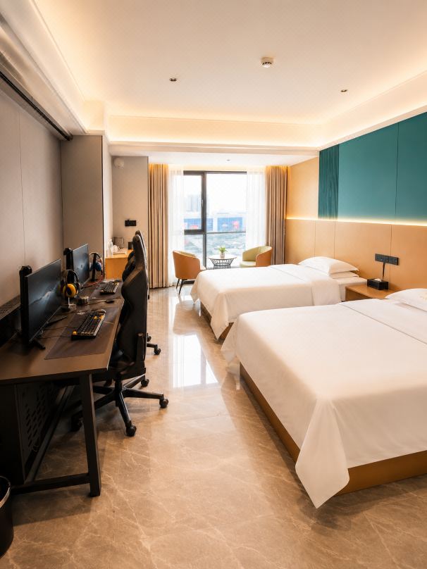 Q Meng E-sports Homestay (Xi'an Mingguang Road Bachengmen Subway Station)