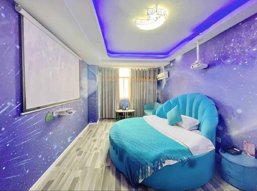 Pengyun Hotel (Zaozhuang West Station Store)