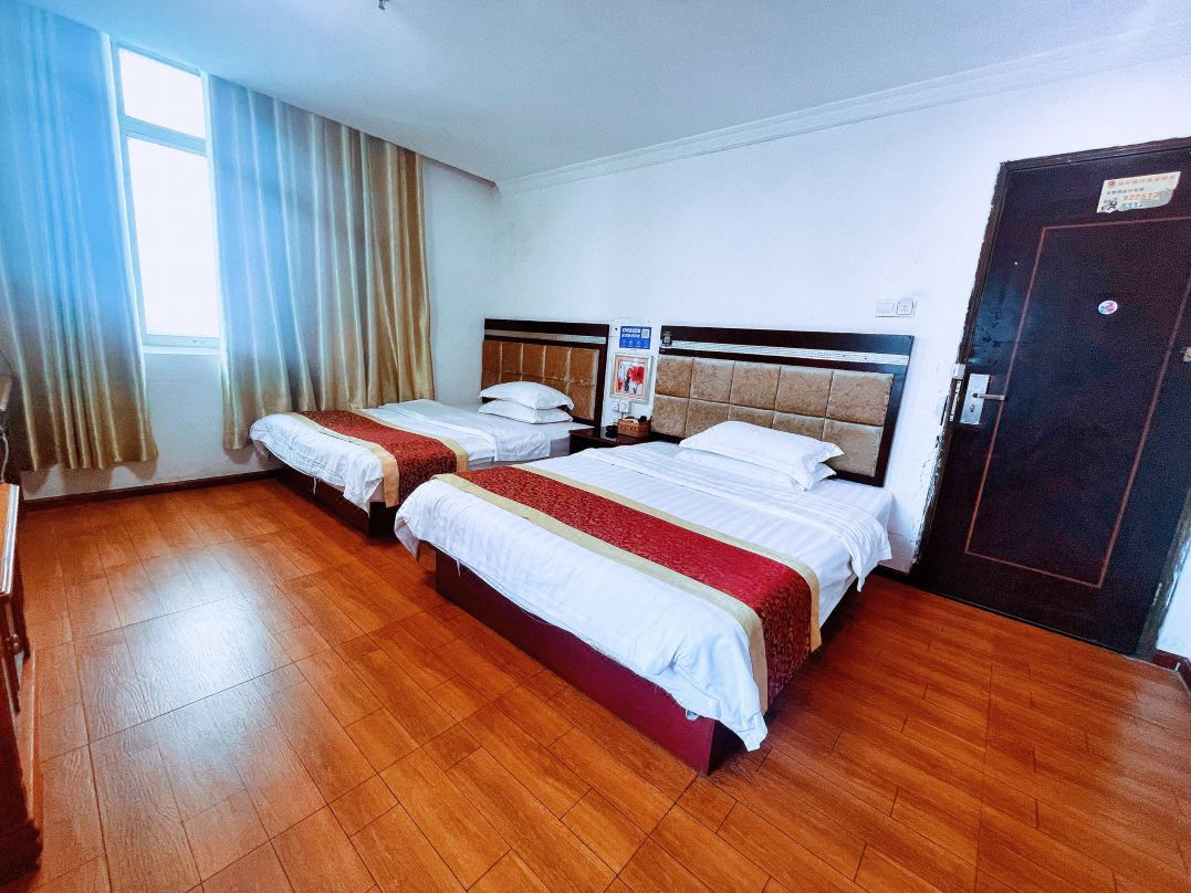 Guangzhou Dongying Hotel (Times City)