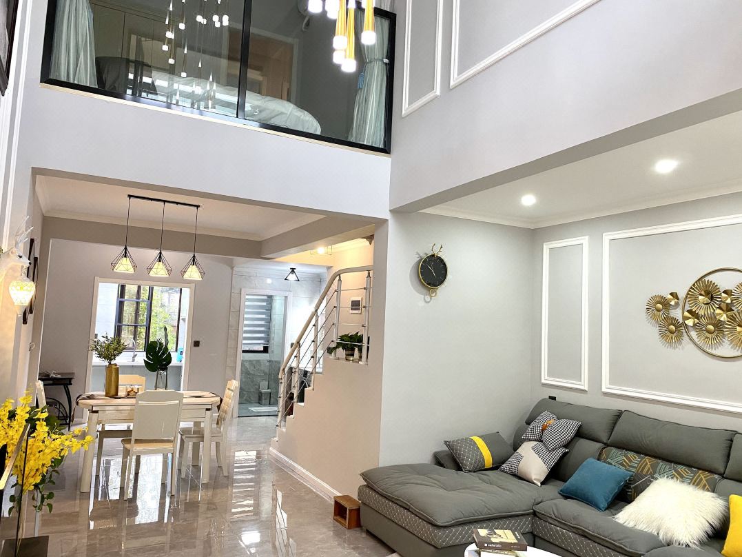 Shenzhen Homestay (Enshi Railway Station)