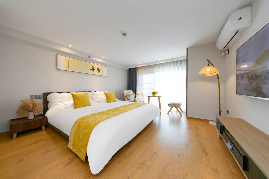 Junya Homestay (Zhujiajian Branch)