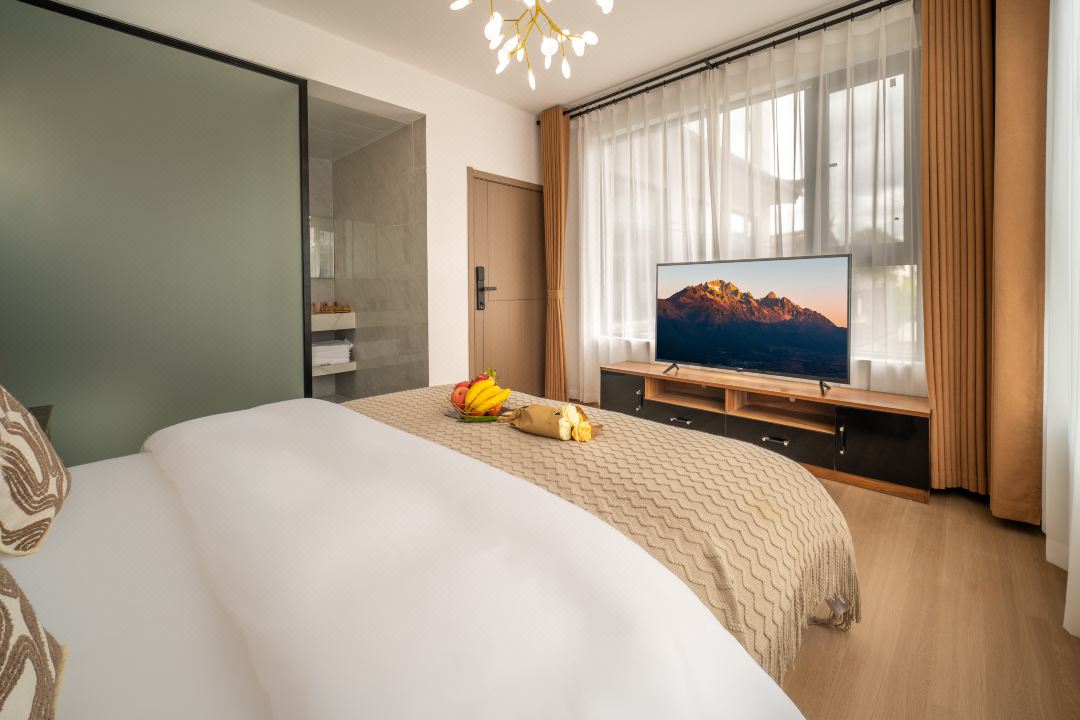 Yungui Guli · FlowerInn · Jinyue Meisu (The Old Town of Lijiang)