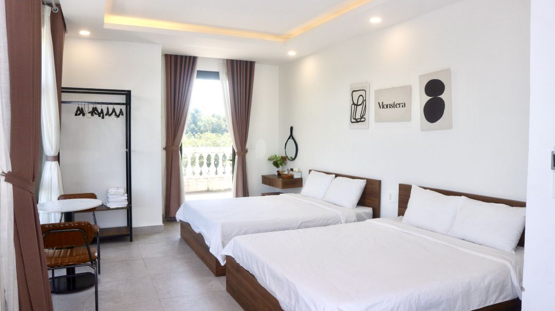 Monstera Hotel and Coffee