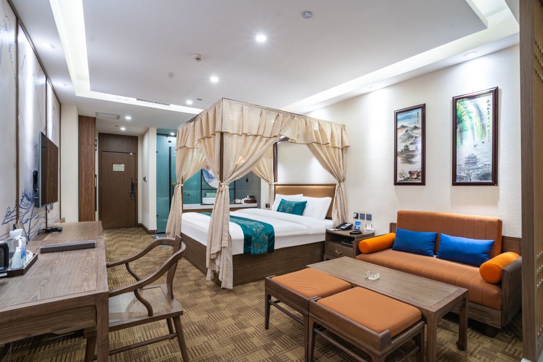 Bailu Hidden Holiday Hotel