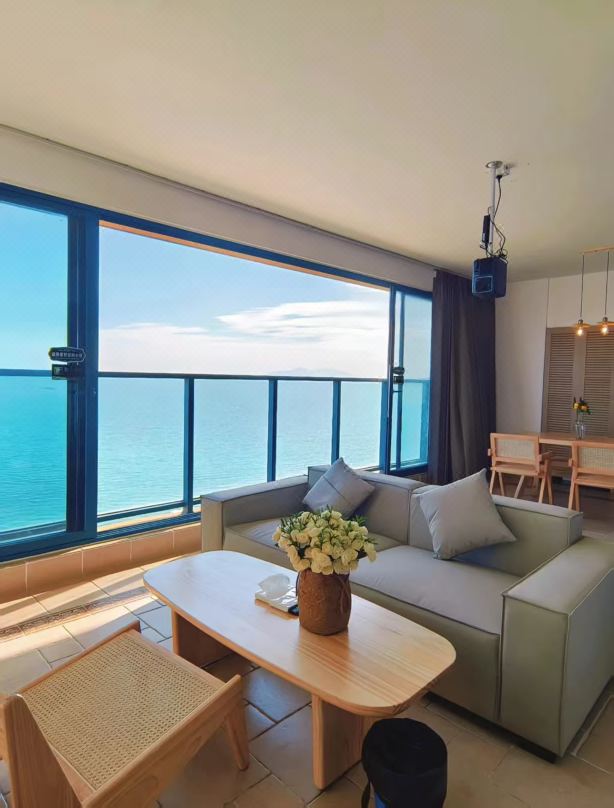 Moon Harbor Hotel(Vanke Double Moon Bay)