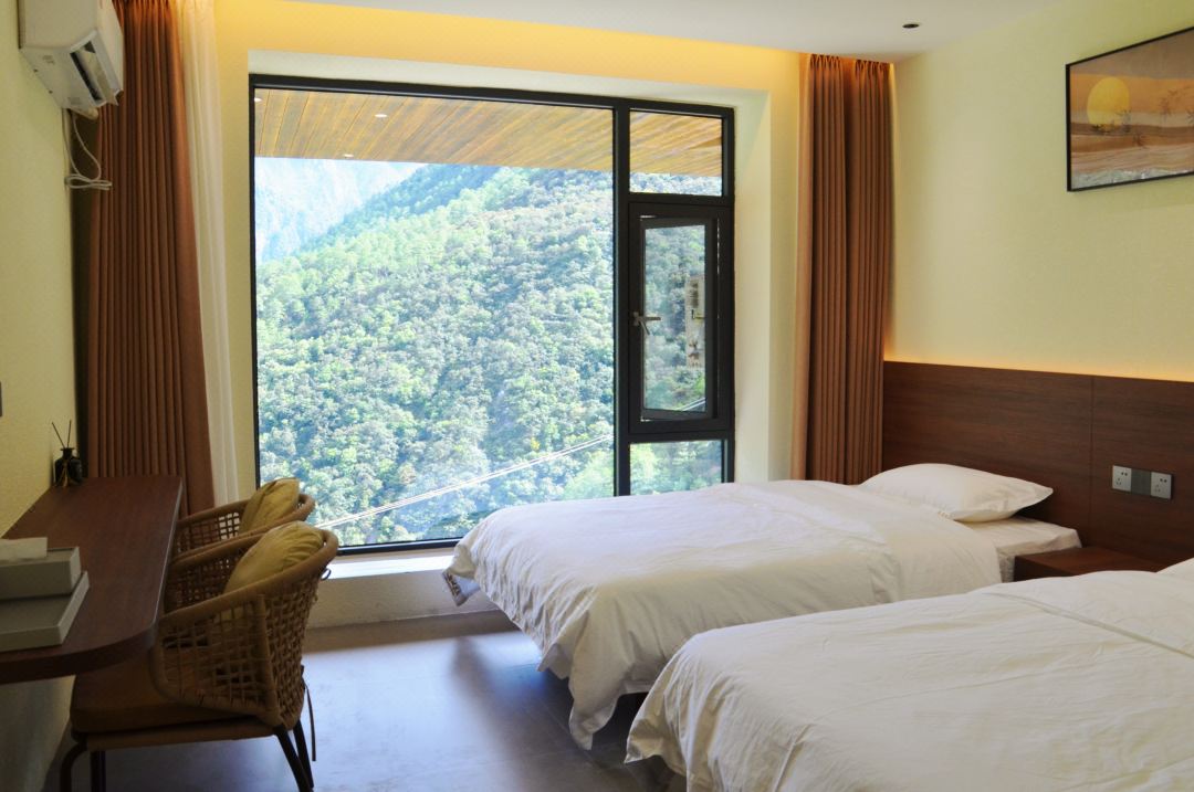 Tiger Leaping Gorge Tea-Horse Guesthouse