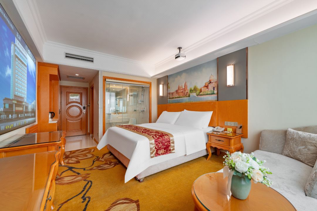 Vienna International Hotel (Qingzhou Ancient City Branch)