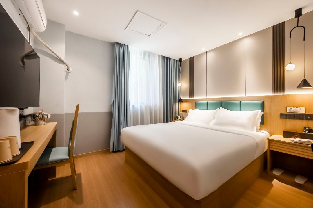 Heyun Apartment Hotel (Suzhou Guanqian Street/Pingjiang Street)