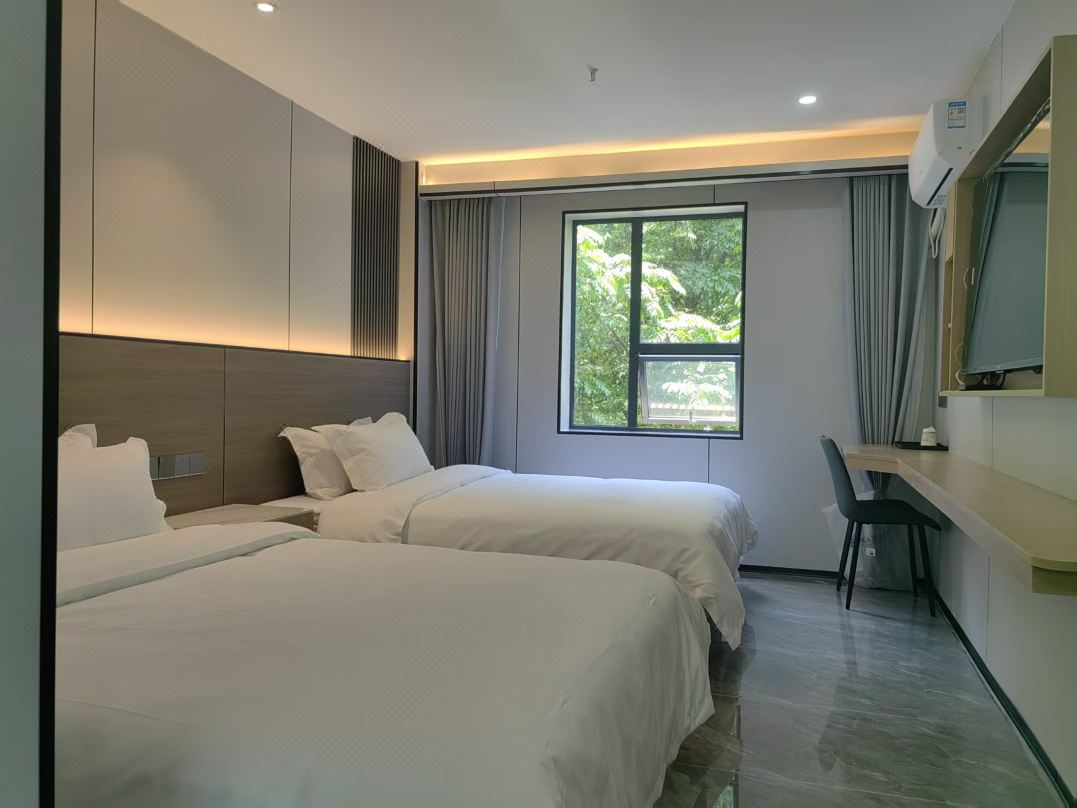 Shenzhen Ke8 Hotel (Liantang Port Subway Station)