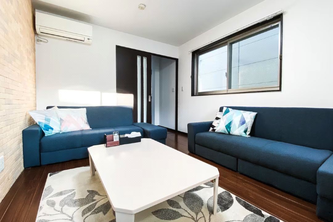 Yahiro 4-Chome House 2F,3F